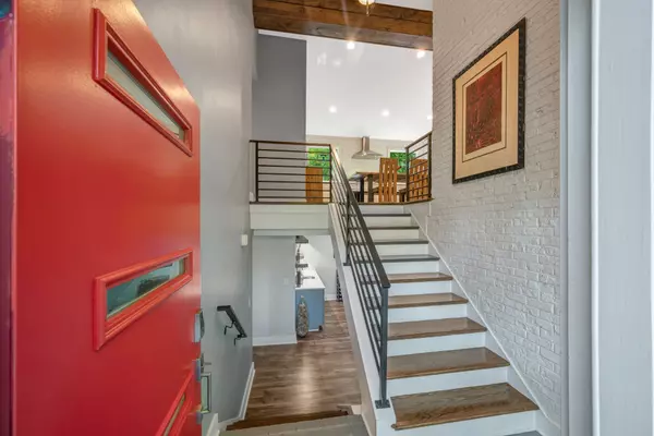 Nashville, TN 37220,907 Forest Acres Ct