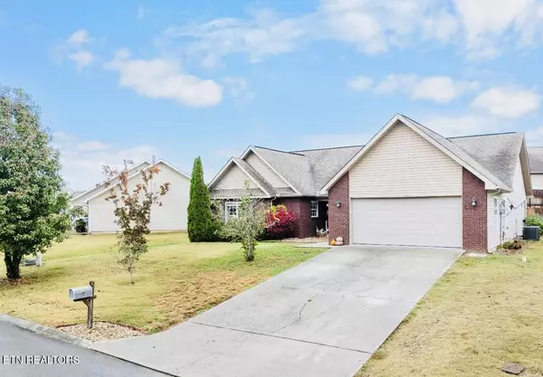 918 Thunder Creek Drive, Maryville, TN 37801