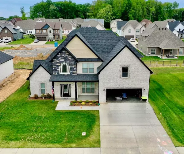 1071 Chagford Dr, Clarksville, TN 37043