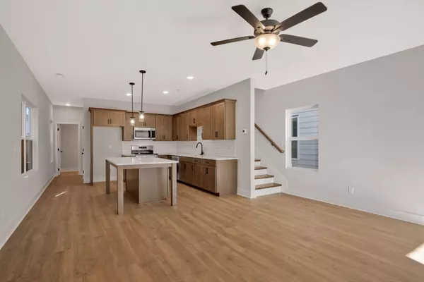 Chattanooga, TN 37404,1821 Cotton Way