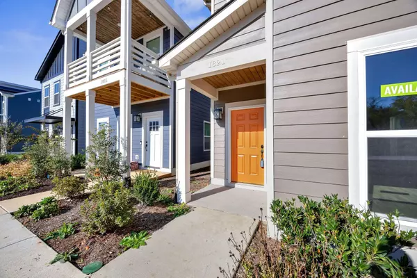 Chattanooga, TN 37404,1821 Cotton Way