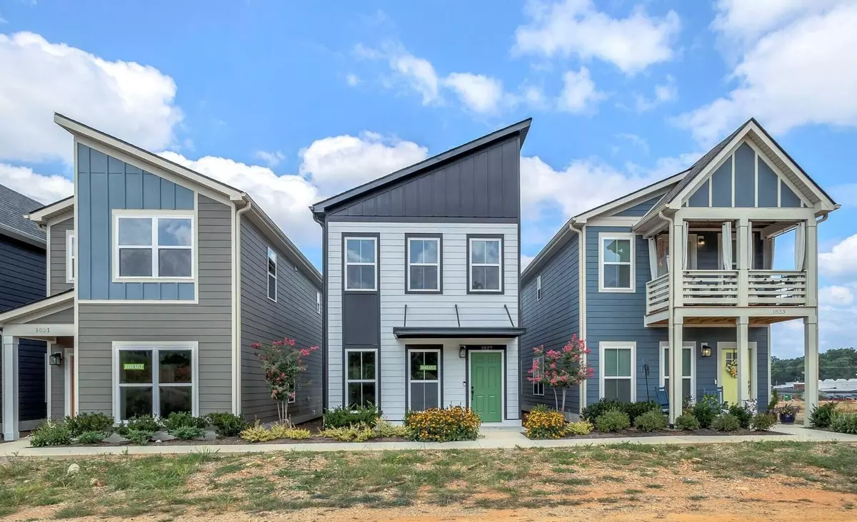 Chattanooga, TN 37404,1827 Cotton Way