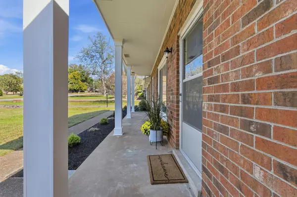 Hendersonville, TN 37075,118 Allen Dr