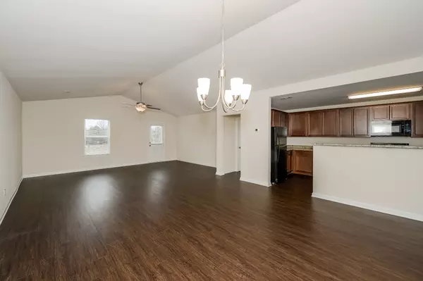 Columbia, TN 38401,2702 Swarm Ct