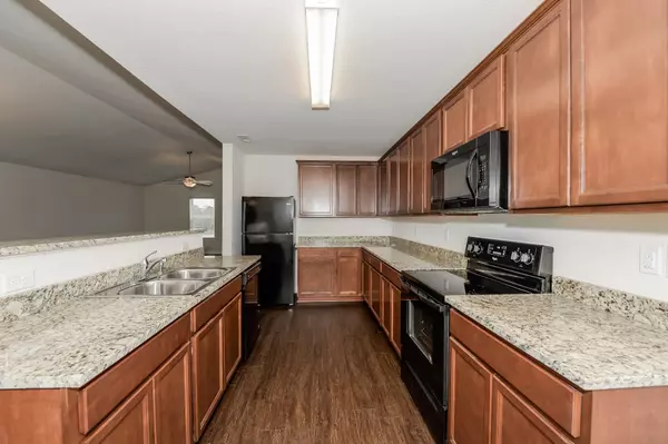 Columbia, TN 38401,2702 Swarm Ct