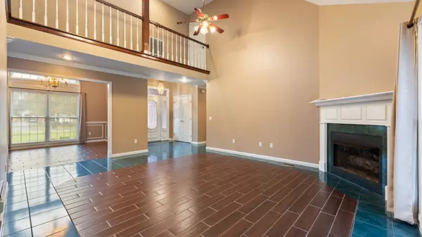 Tullahoma, TN 37388,107 Cumberland Trce