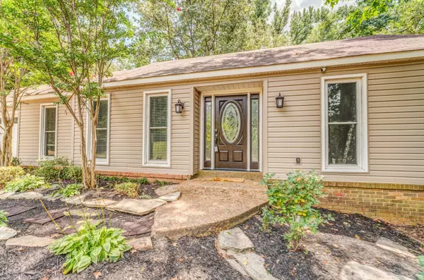 Cordova, TN 38016,8473 KETTERING DR