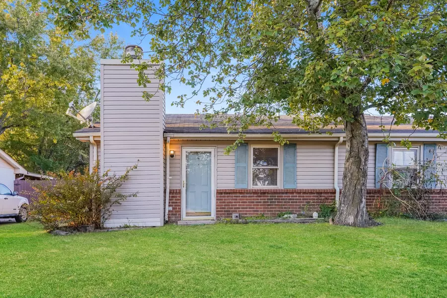 4355 Central Valley Dr, Hermitage, TN 37076