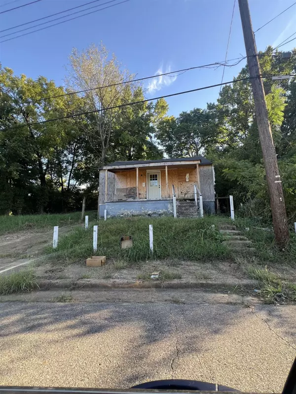 Memphis, TN 38107,1253 CAPITAL DR