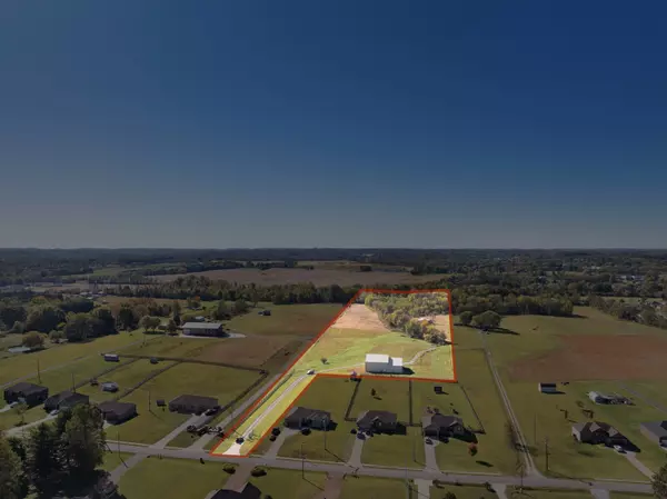 418 Fowler Ford Rd, Portland, TN 37148