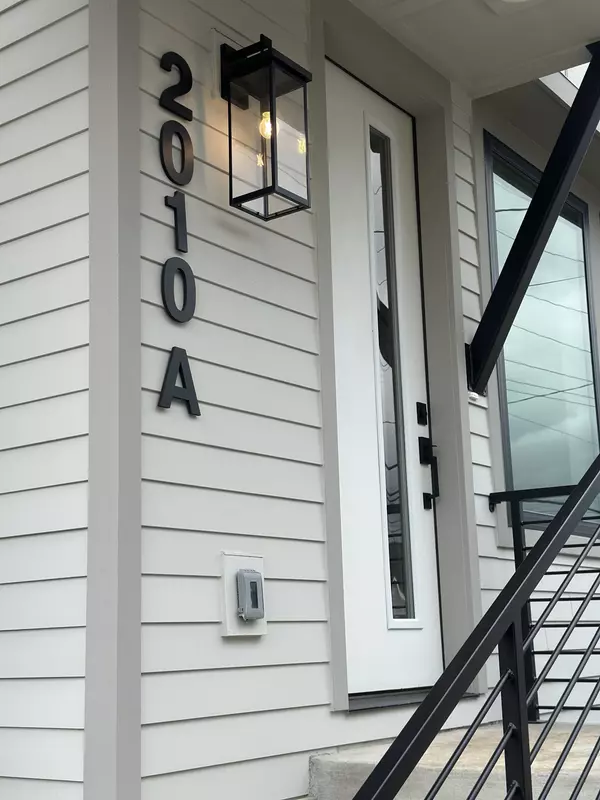 Nashville, TN 37208,2010 9th Ave #N #A & B