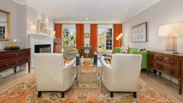 Nashville, TN 37205,3737 West End Ave #201