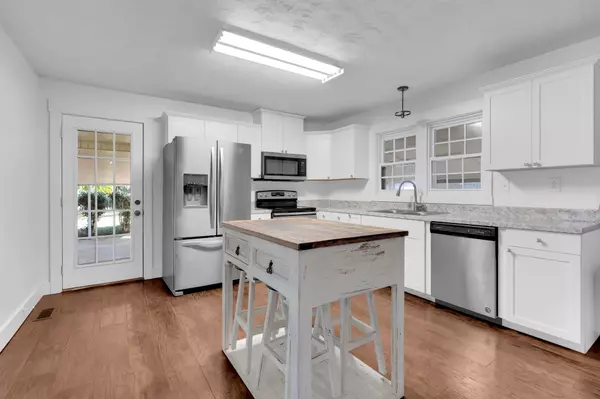 Elora, TN 37328,16829 David Crockett Pkwy #W