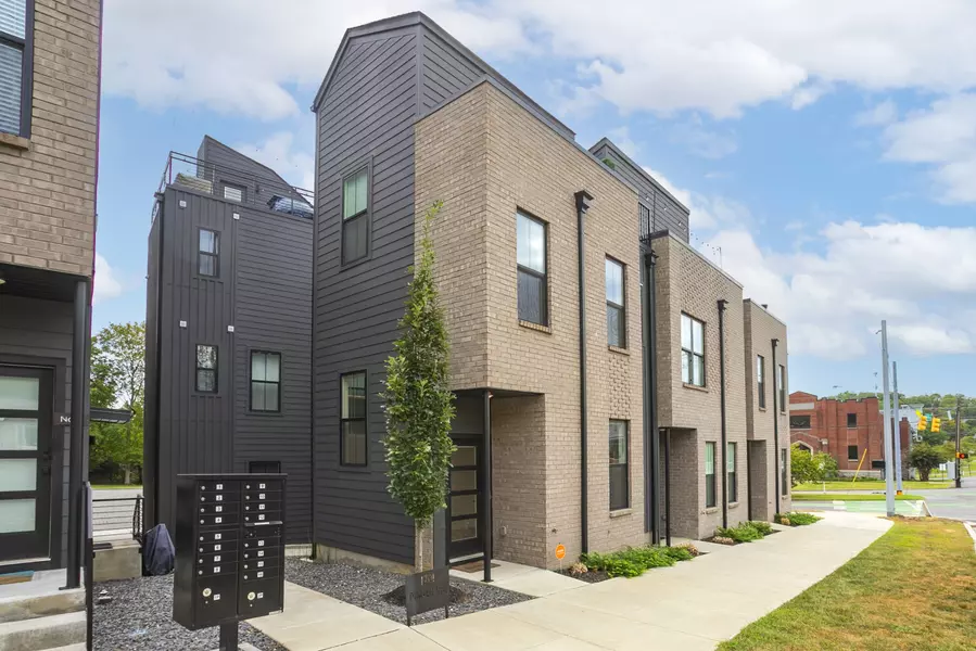 1701 Porter Rd #7, Nashville, TN 37206