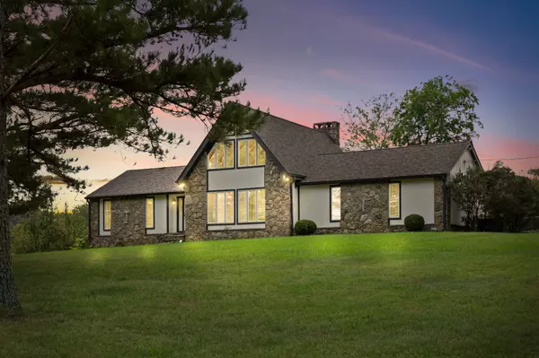 Thompsons Station, TN 37179,1759 Fry Rd