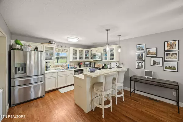 Sparta, TN 38583,128 Rustling Oaks Drive