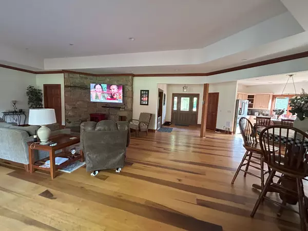 Christiana, TN 37037,3 Millersburg Rd