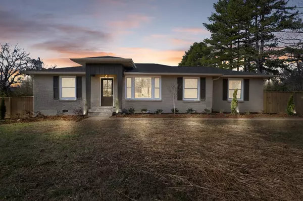 517 Lemont Dr, Nashville, TN 37216