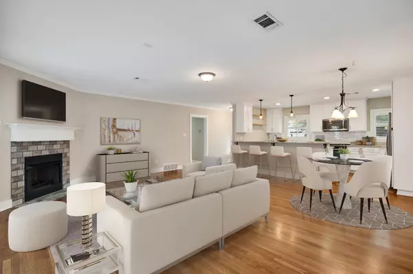 Memphis, TN 38117,4543 CHARLESWOOD AVE