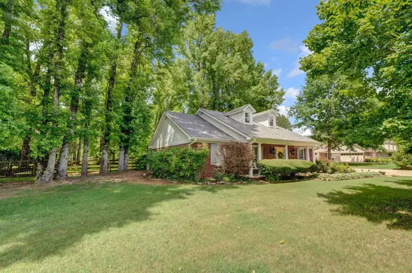 Byhalia, MS 38611,165 OAK GROVE DR