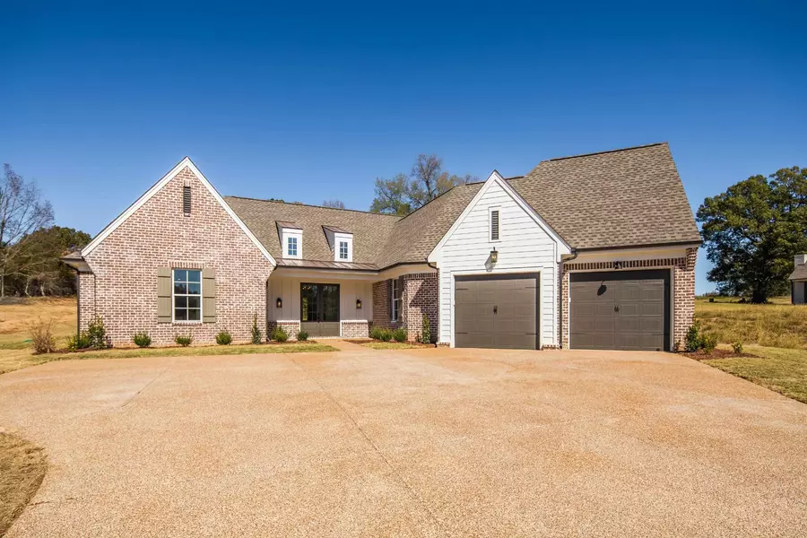 190 FARLEY RD, Byhalia, MS 38611