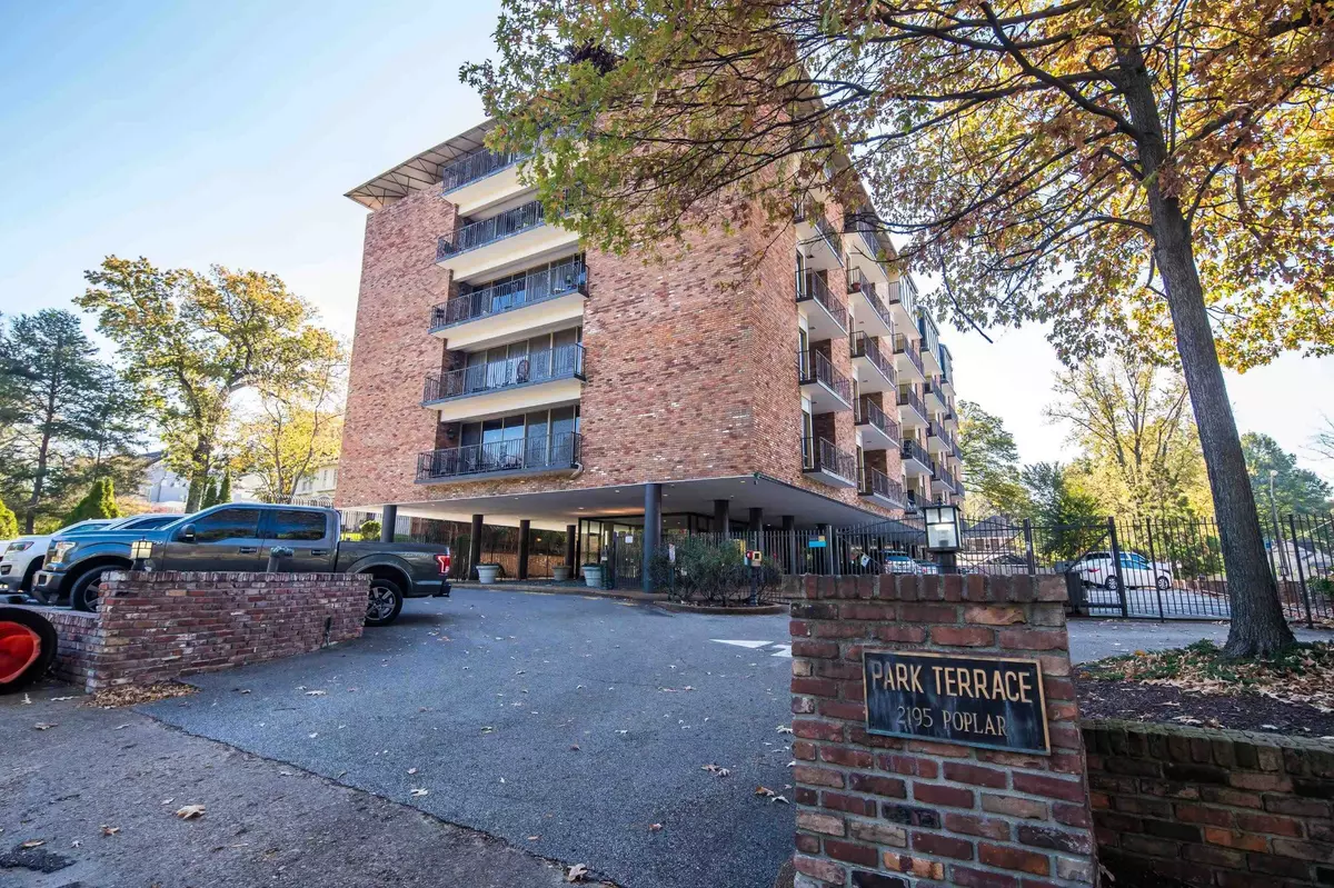 Memphis, TN 38104,2195 POPLAR AVE #603