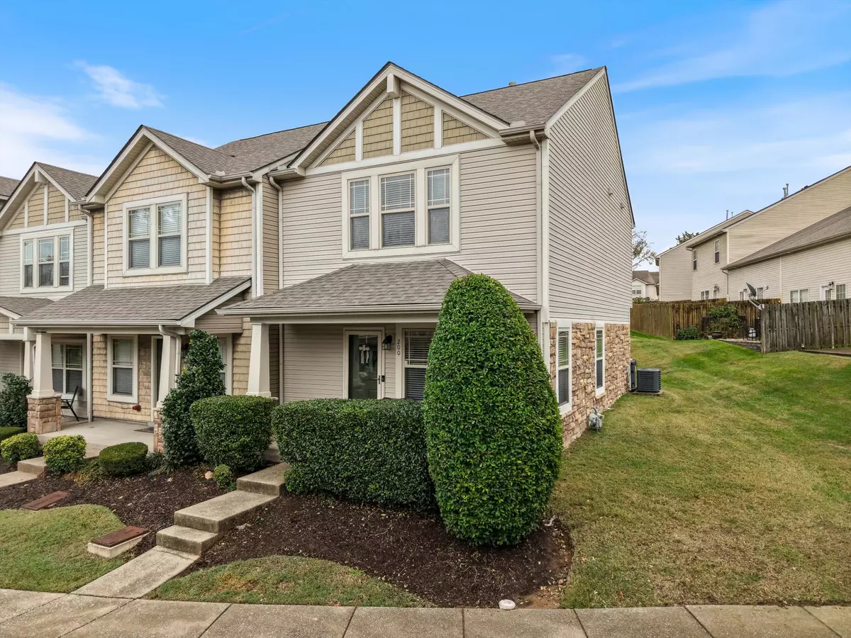 Hermitage, TN 37076,735 Tulip Grove Rd #200