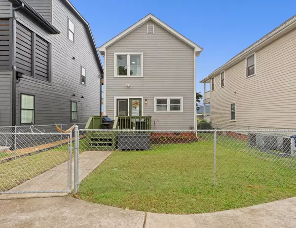 1005 E 11th Street, Chattanooga, TN 37403