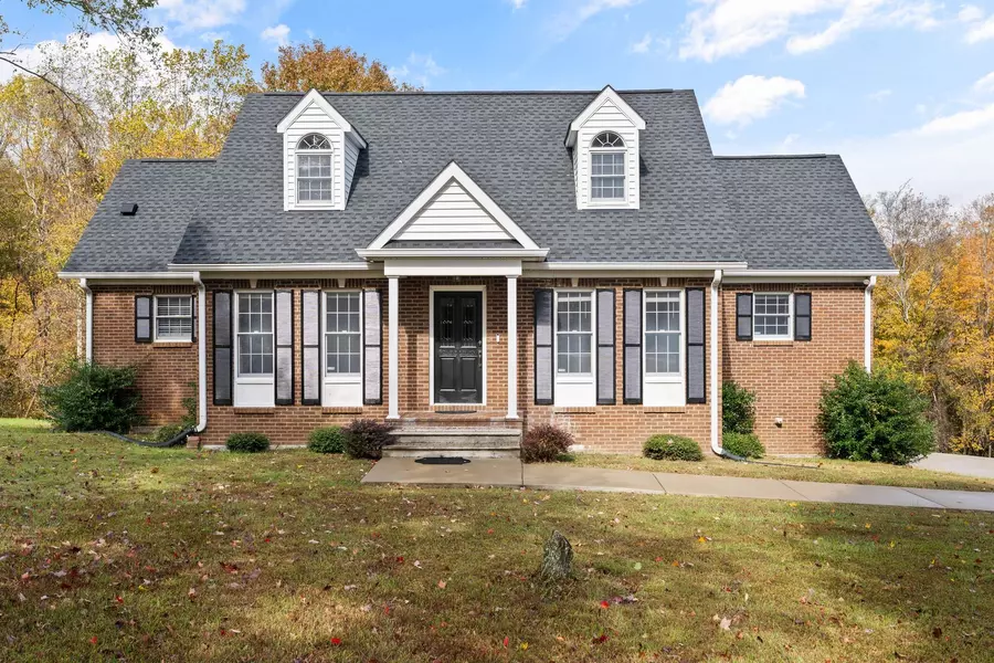 1719 Wynnewood Dr, Chapmansboro, TN 37035