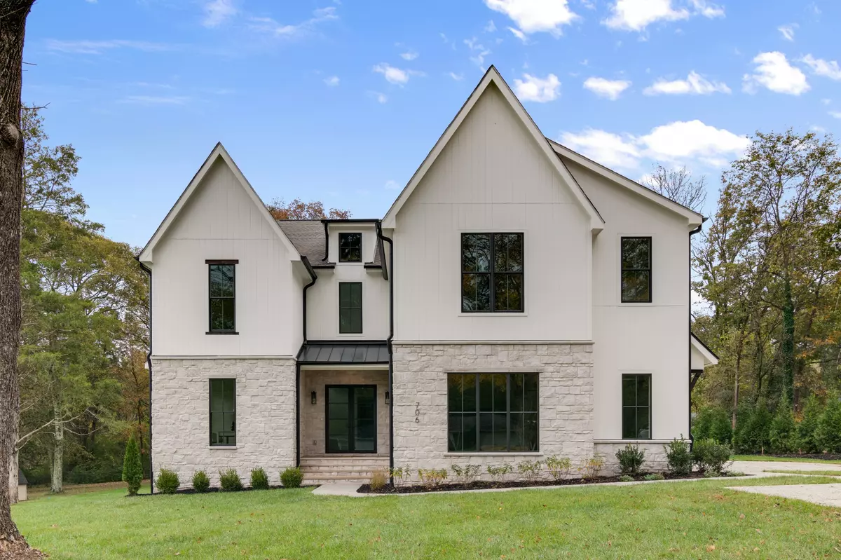 Nashville, TN 37205,706 Brook Hollow Rd