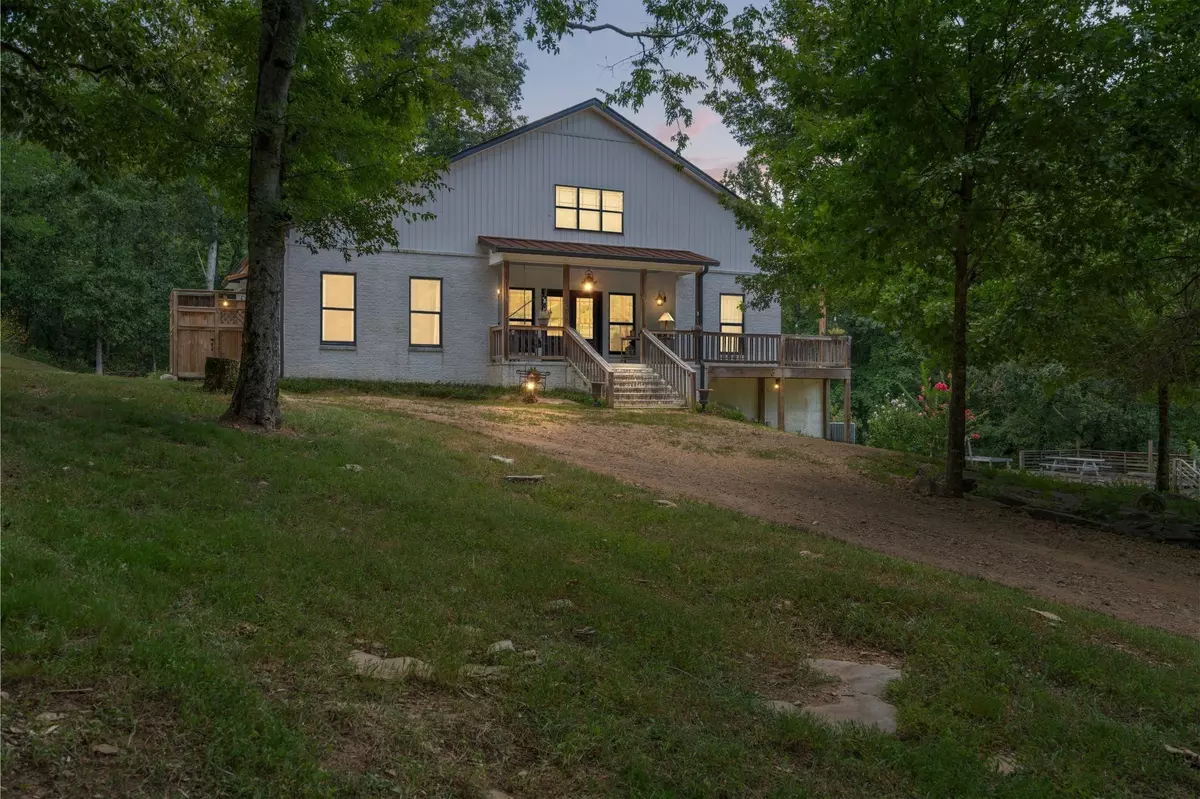 Columbia, TN 38401,170 Rodeo Dr