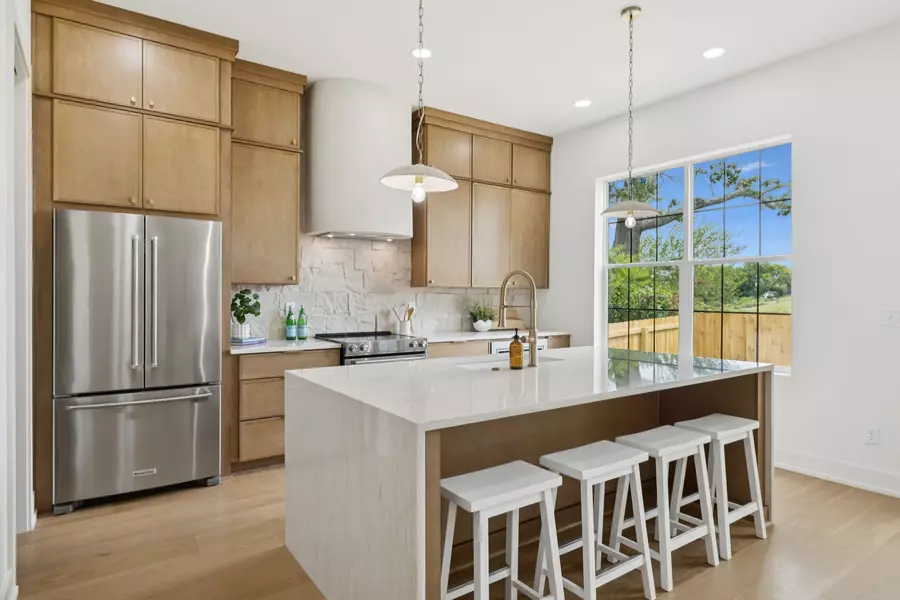 2127B Burns St, Nashville, TN 37216