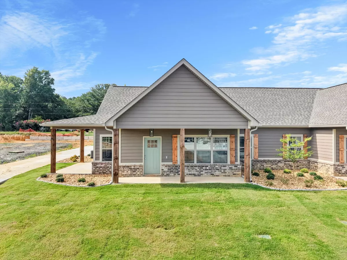 Chatsworth, GA 30705,82 Maddox Lane