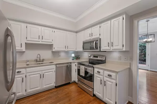 Nashville, TN 37215,9 Sharonwood Dr