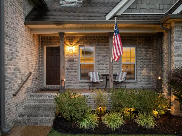 Lebanon, TN 37087,3186 Colchester Cir