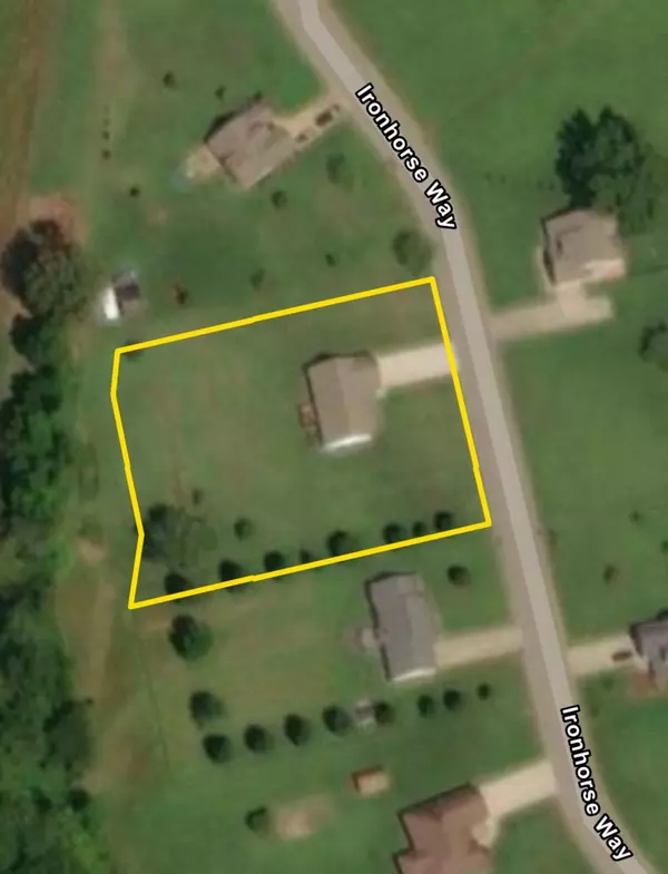 Clarksville, TN 37040,4492 Ironhorse Way