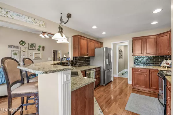 Knoxville, TN 37918,7111 Cristata Circle