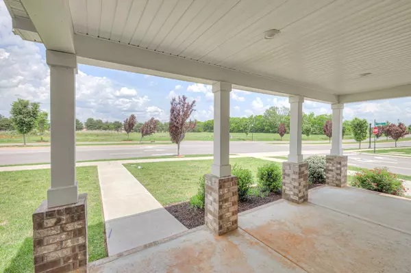 Murfreesboro, TN 37128,531 Swanholme Dr