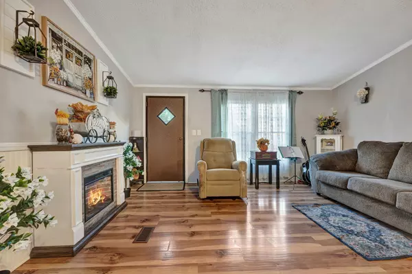 Dickson, TN 37055,944 Deason Rd