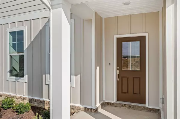 White House, TN 37188,2384 Sutton Dr