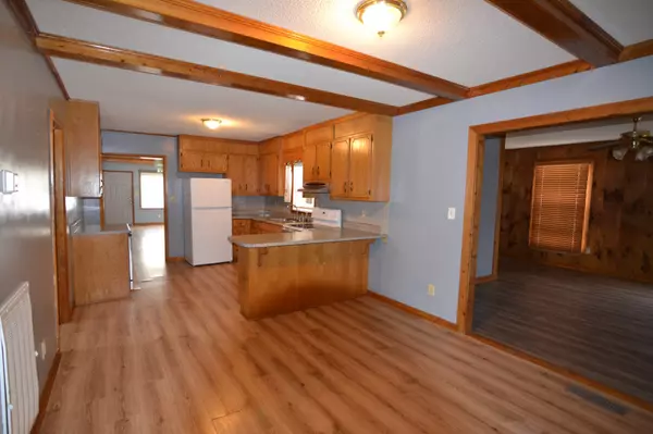 Lynnville, TN 38472,689 Happy Hill Rd