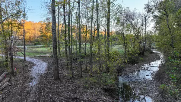 Palmyra, TN 37142,1 Budds Creek Road