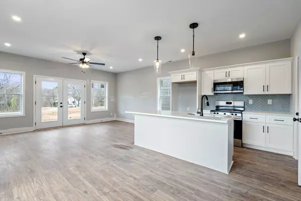 Clarksville, TN 37040,85 Charlotte Rd