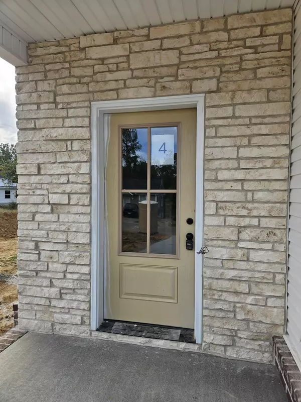 Clarksville, TN 37040,85 Charlotte Rd