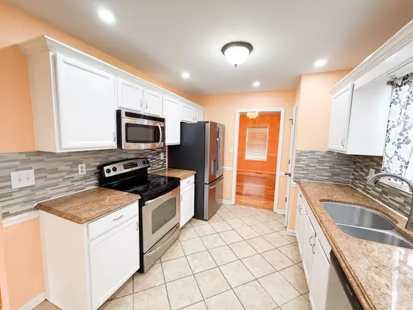 Clarksville, TN 37042,985 Silty Dr