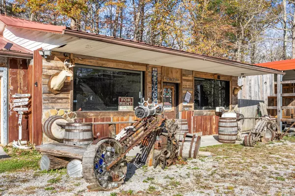 Tellico Plains, TN 37385,11882 Highway 68