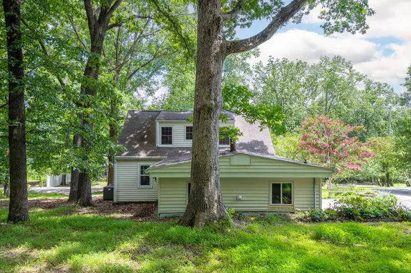 Ooltewah, TN 37363,9986 Forest Drive