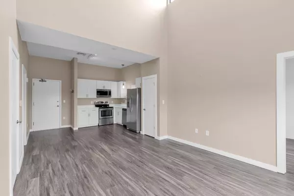 Nashville, TN 37203,1900 12th Ave S #508