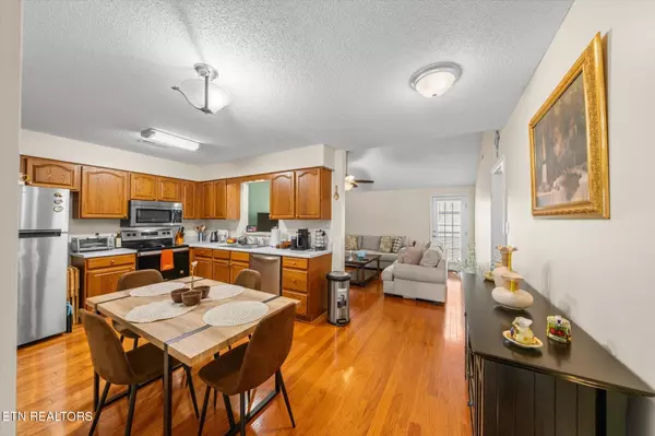 Powell, TN 37849,7923 Jenhurst Way