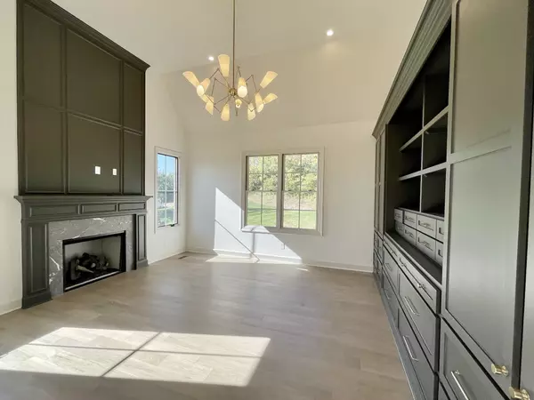 Brentwood, TN 37027,1802 Mariner Lane